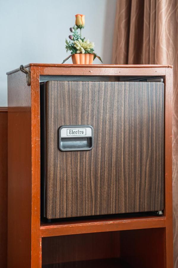 בנגקוק Elizabeth Hotel מראה חיצוני תמונה