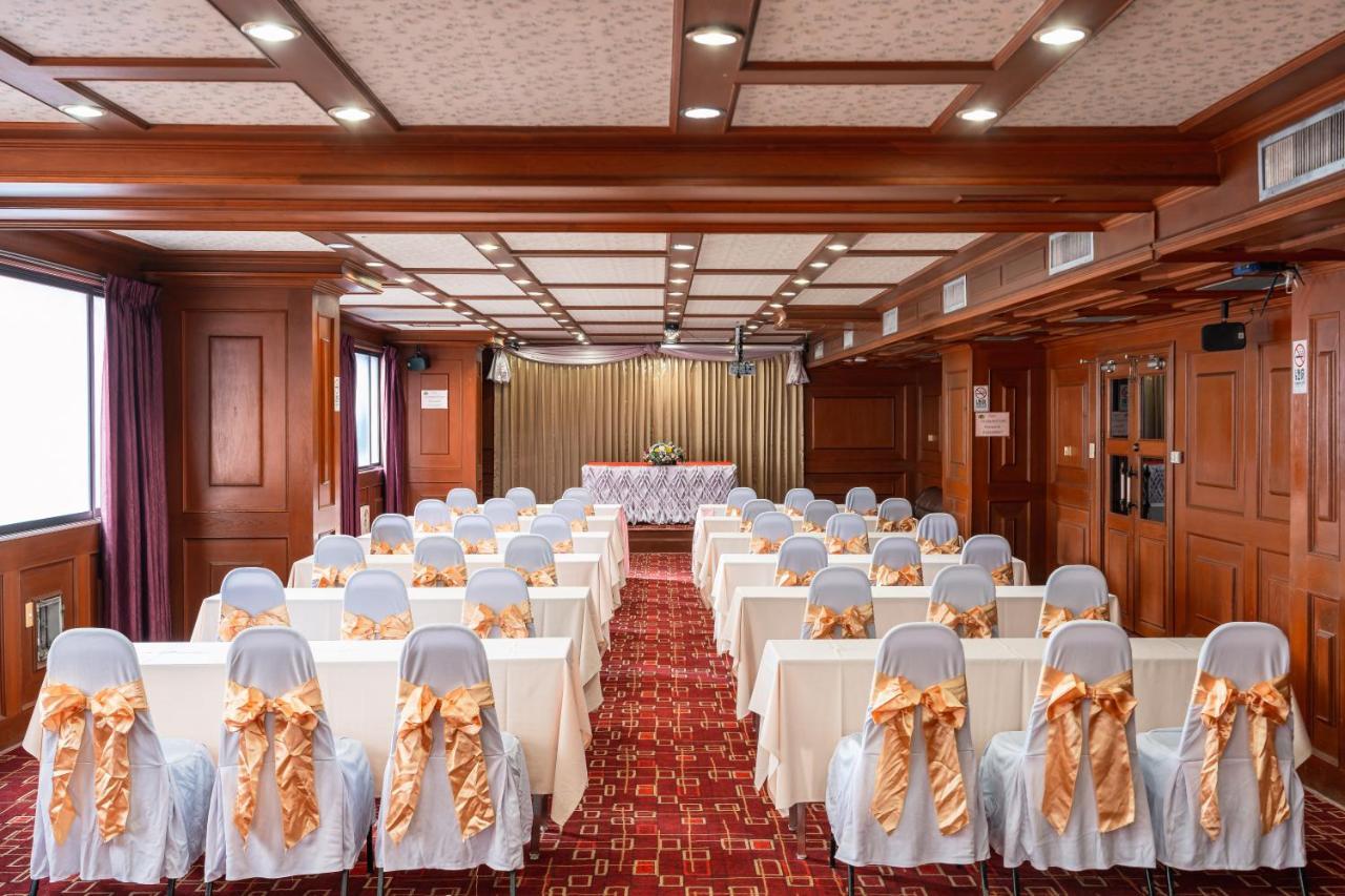 בנגקוק Elizabeth Hotel מראה חיצוני תמונה