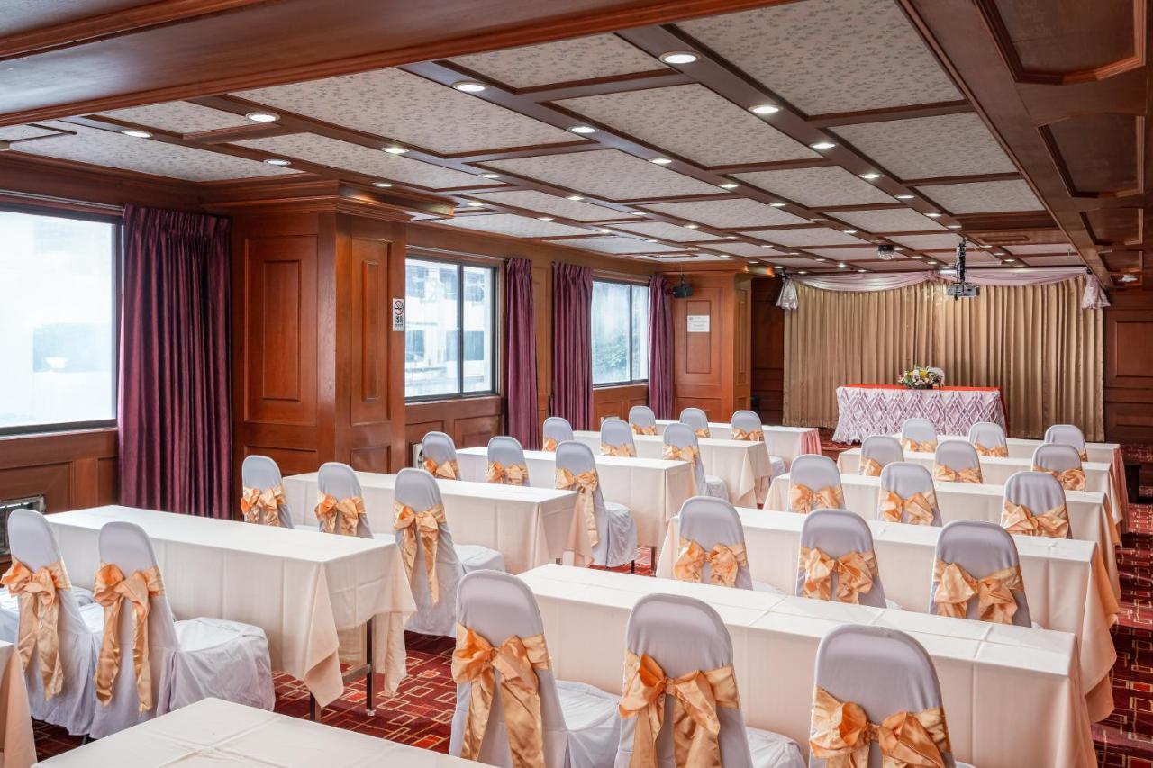 בנגקוק Elizabeth Hotel מראה חיצוני תמונה