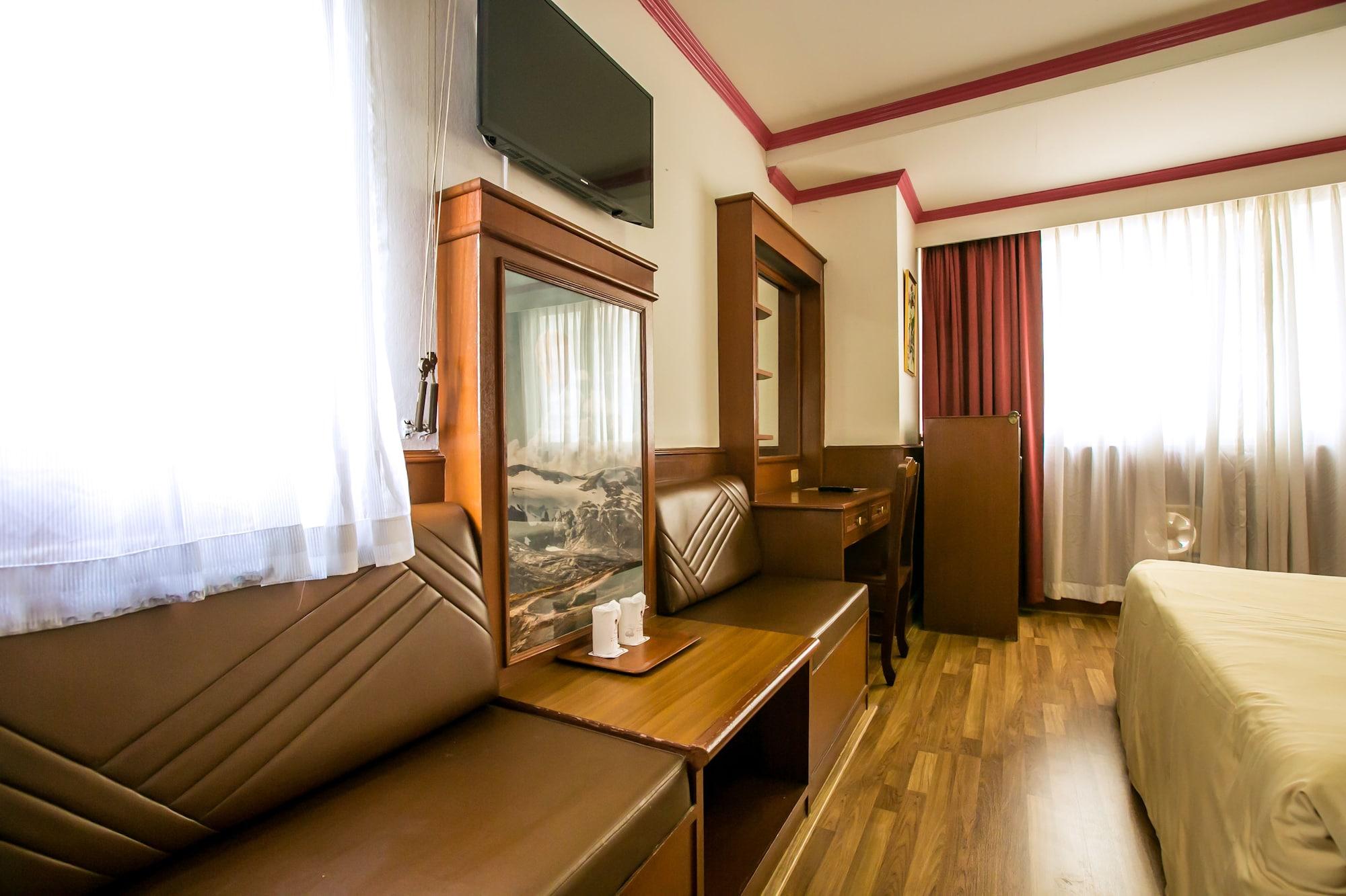 בנגקוק Elizabeth Hotel מראה חיצוני תמונה