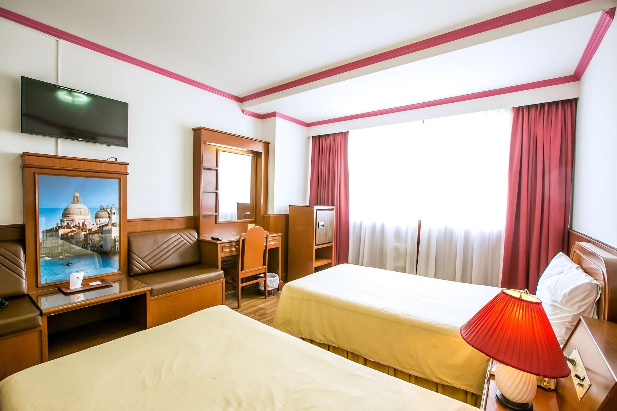 בנגקוק Elizabeth Hotel מראה חיצוני תמונה
