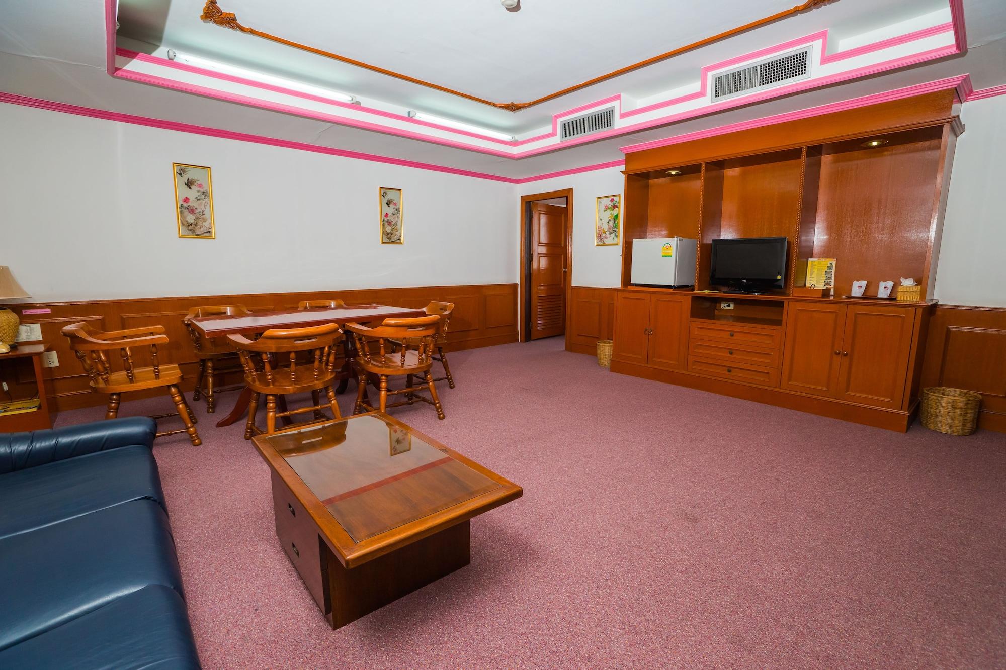 בנגקוק Elizabeth Hotel מראה חיצוני תמונה