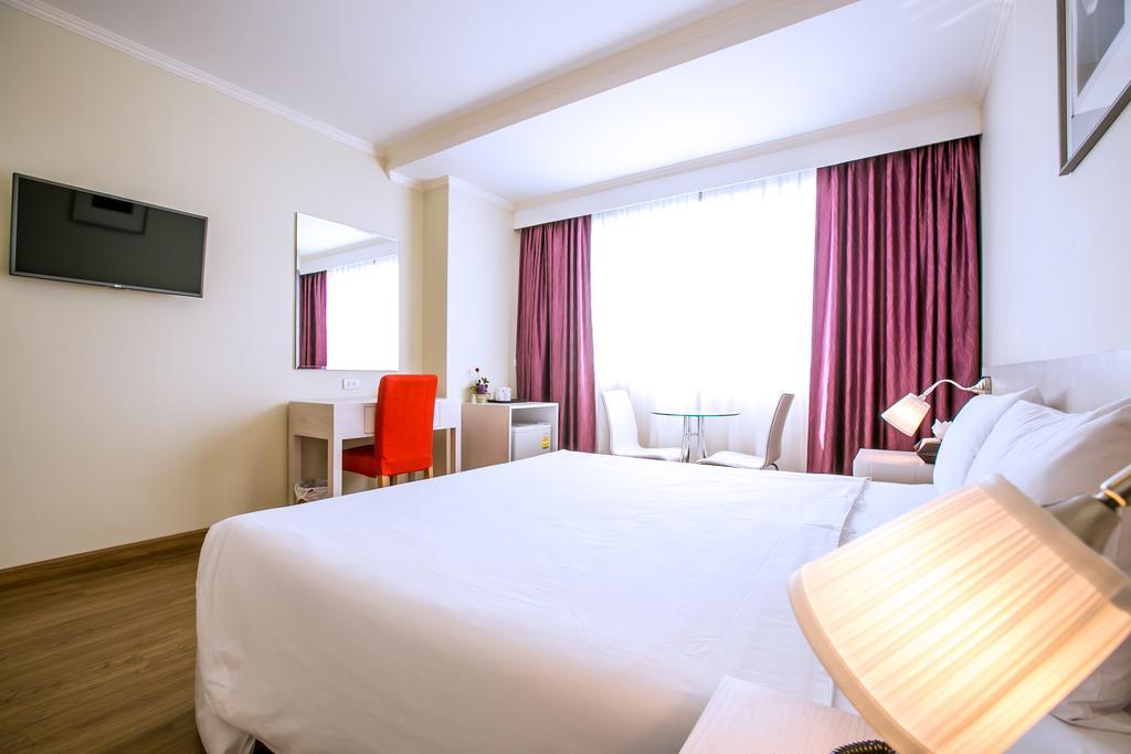 בנגקוק Elizabeth Hotel מראה חיצוני תמונה