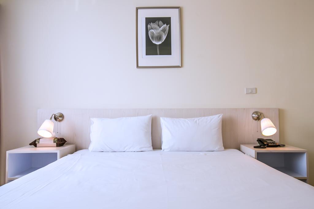 בנגקוק Elizabeth Hotel מראה חיצוני תמונה